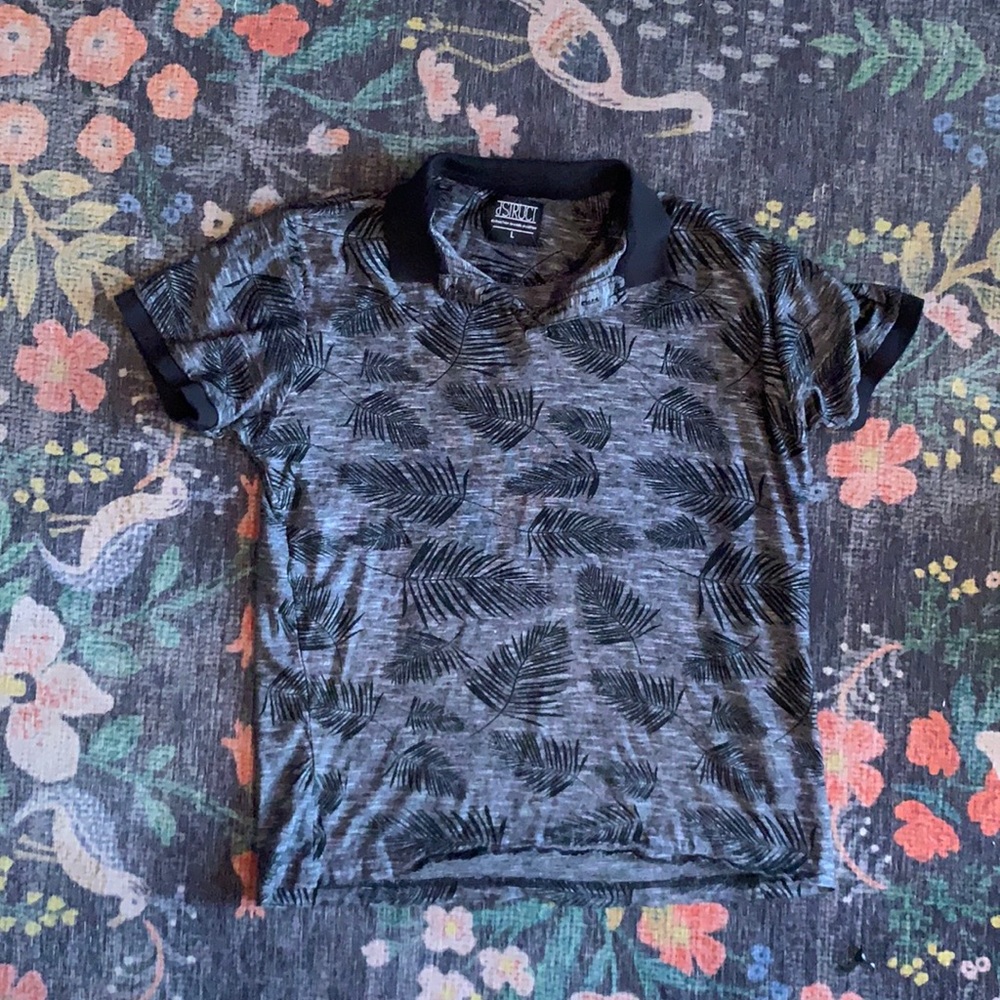 Black Polo with a Palm Leaf Pattern 🌿